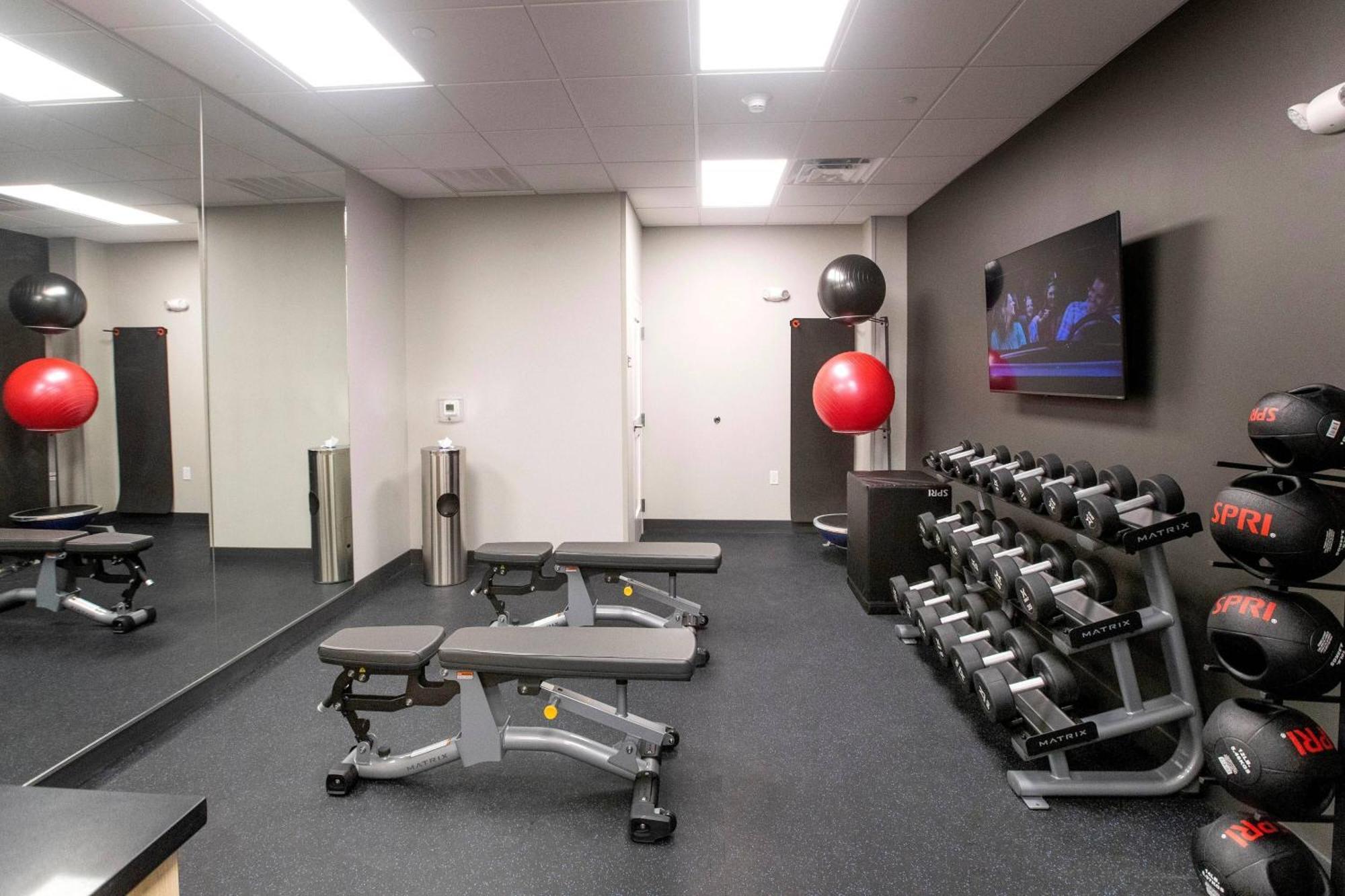 Towneplace Suites By Marriott Conroe Exterior photo