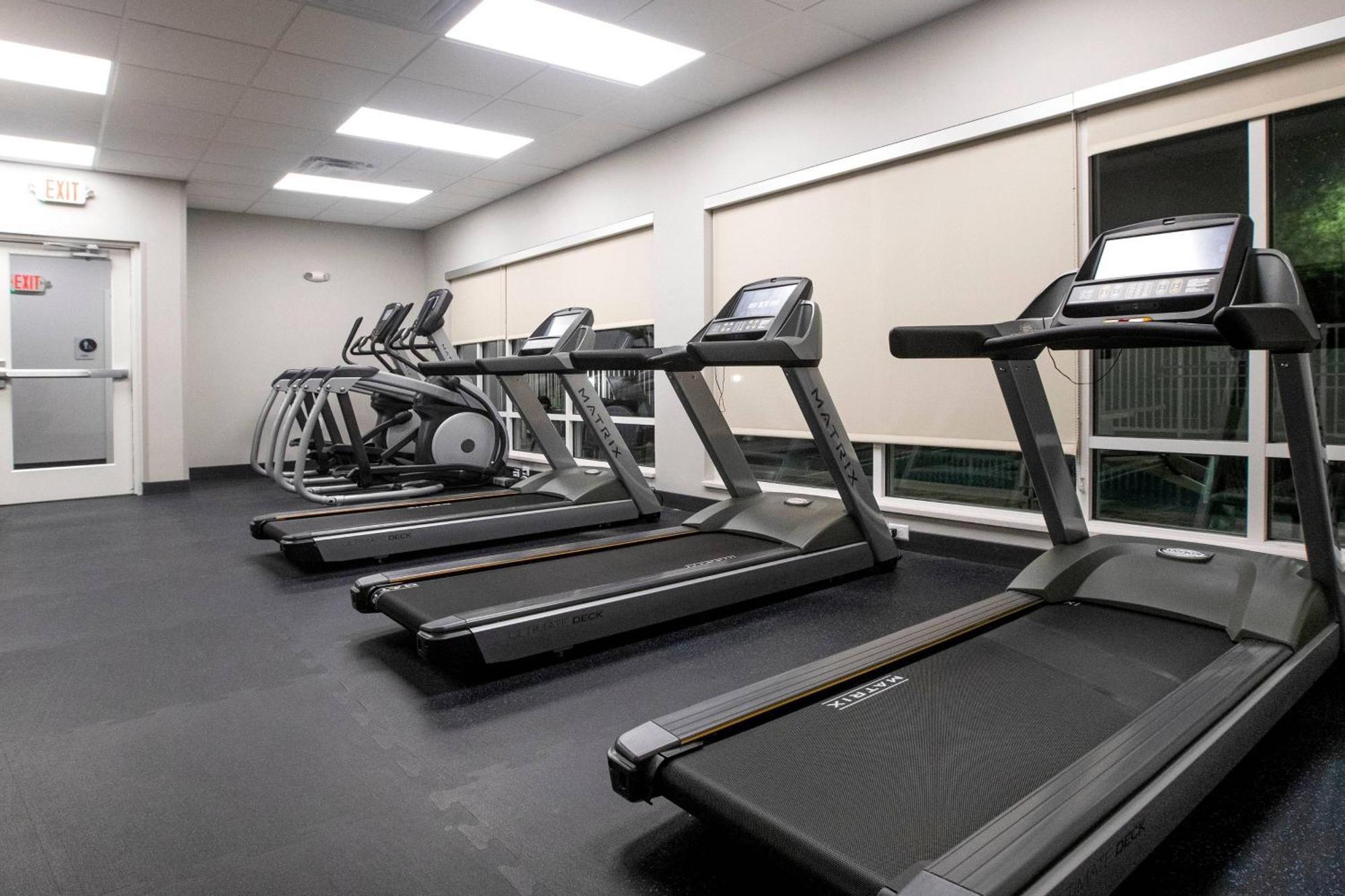 Towneplace Suites By Marriott Conroe Exterior photo